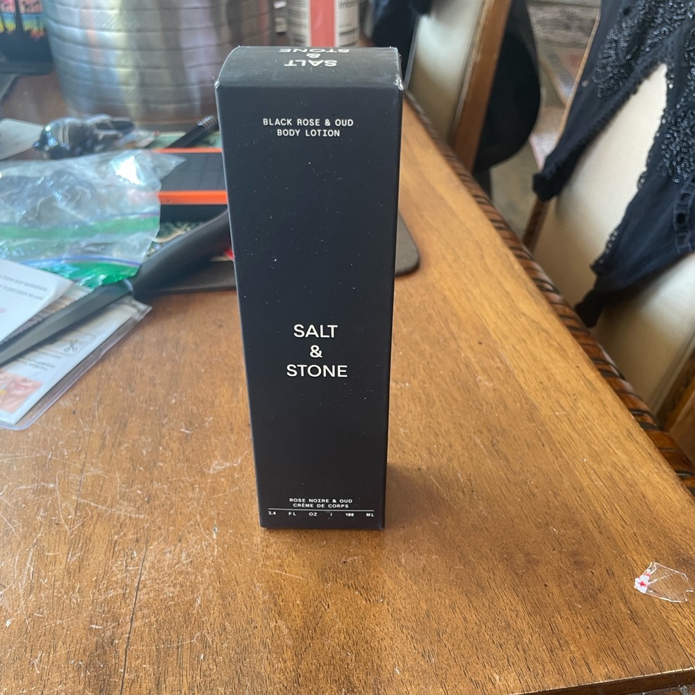 🌟HOST PICK🌟 LAST ONE NIB Salt&Stone Body Lotion